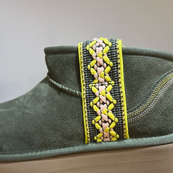 New UGG Classic Ultra Mini Platform 'Braid - Burnt Olive' - Picture 4 of 7